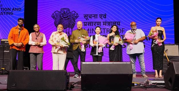 हम भाग्यशाली हैं कि दूरदर्शन ने ही हमें सिनेमा की दुनिया से परिचित कराया: अनुपम खेर